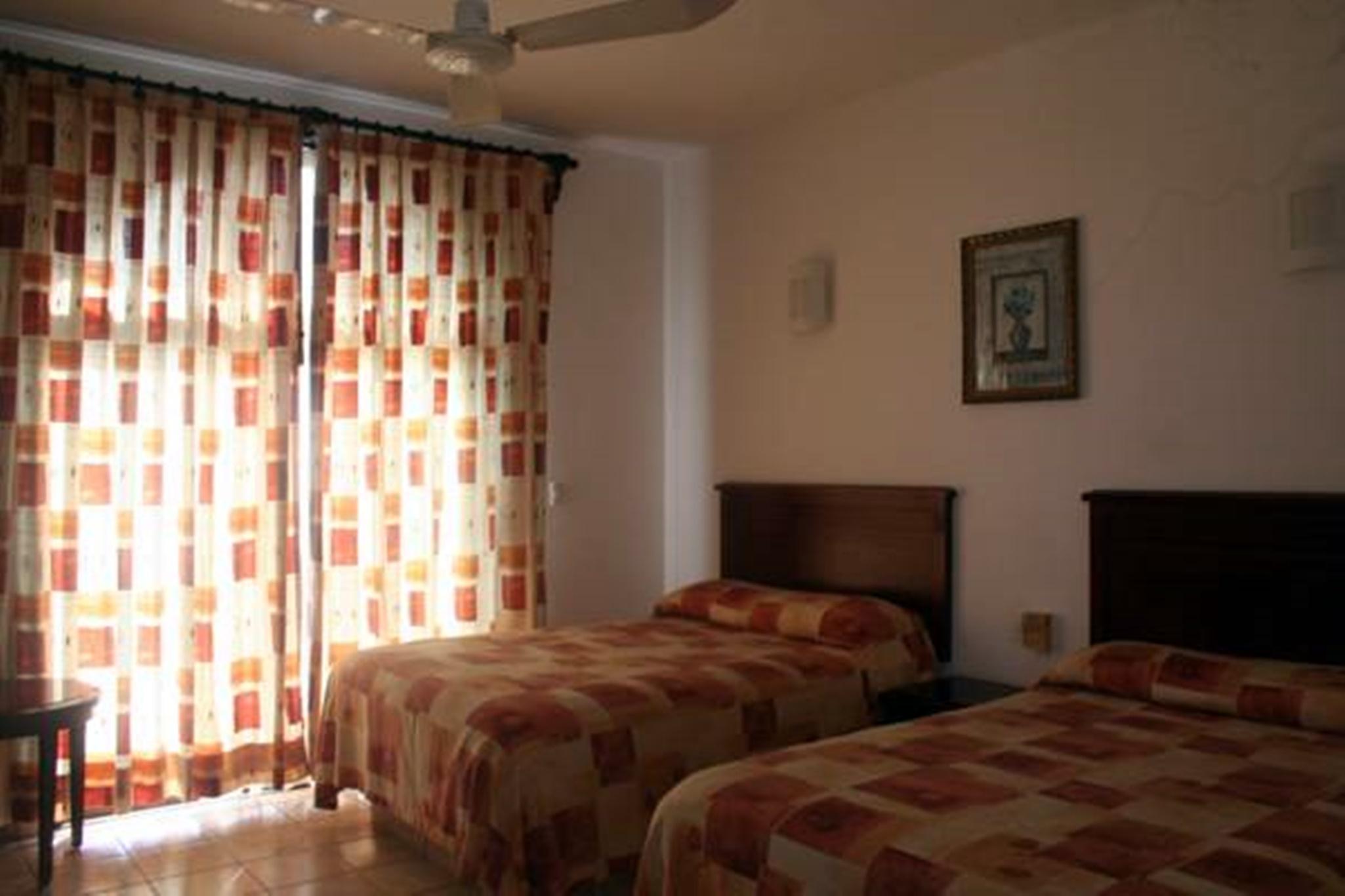 פוארטו אסקונדידו Hotel Caracol Plaza מראה חיצוני תמונה