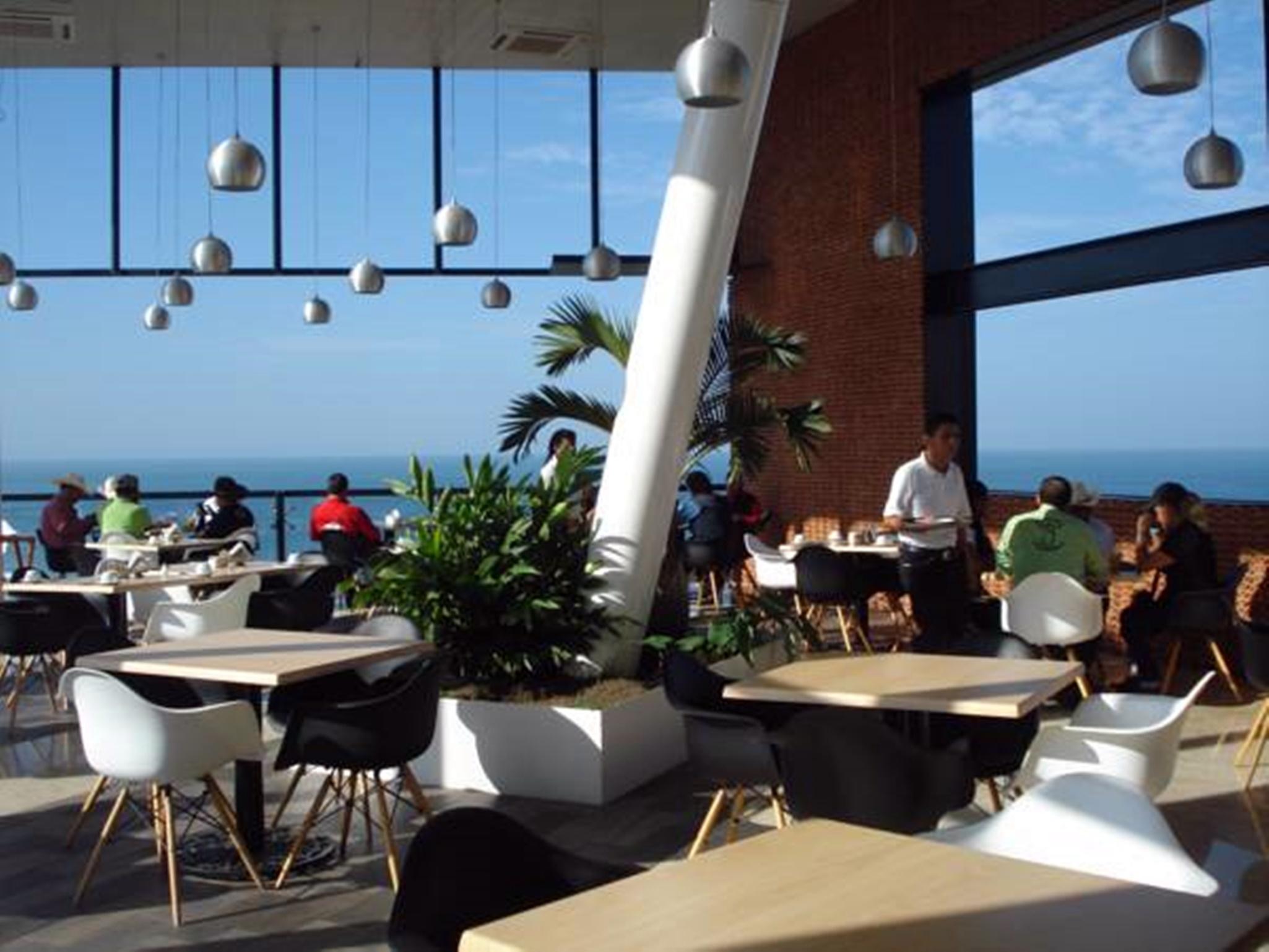 פוארטו אסקונדידו Hotel Caracol Plaza מראה חיצוני תמונה