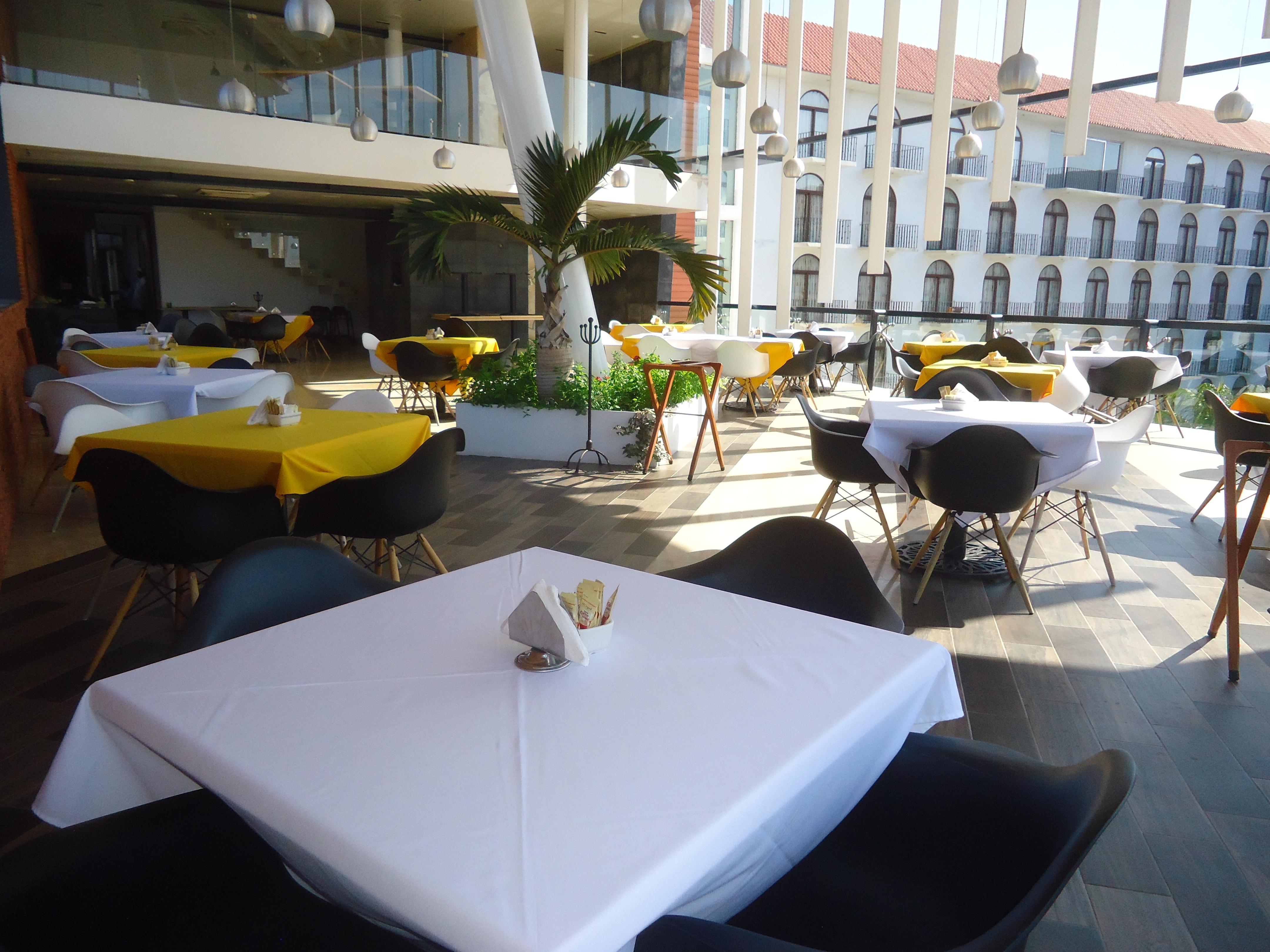 פוארטו אסקונדידו Hotel Caracol Plaza מראה חיצוני תמונה