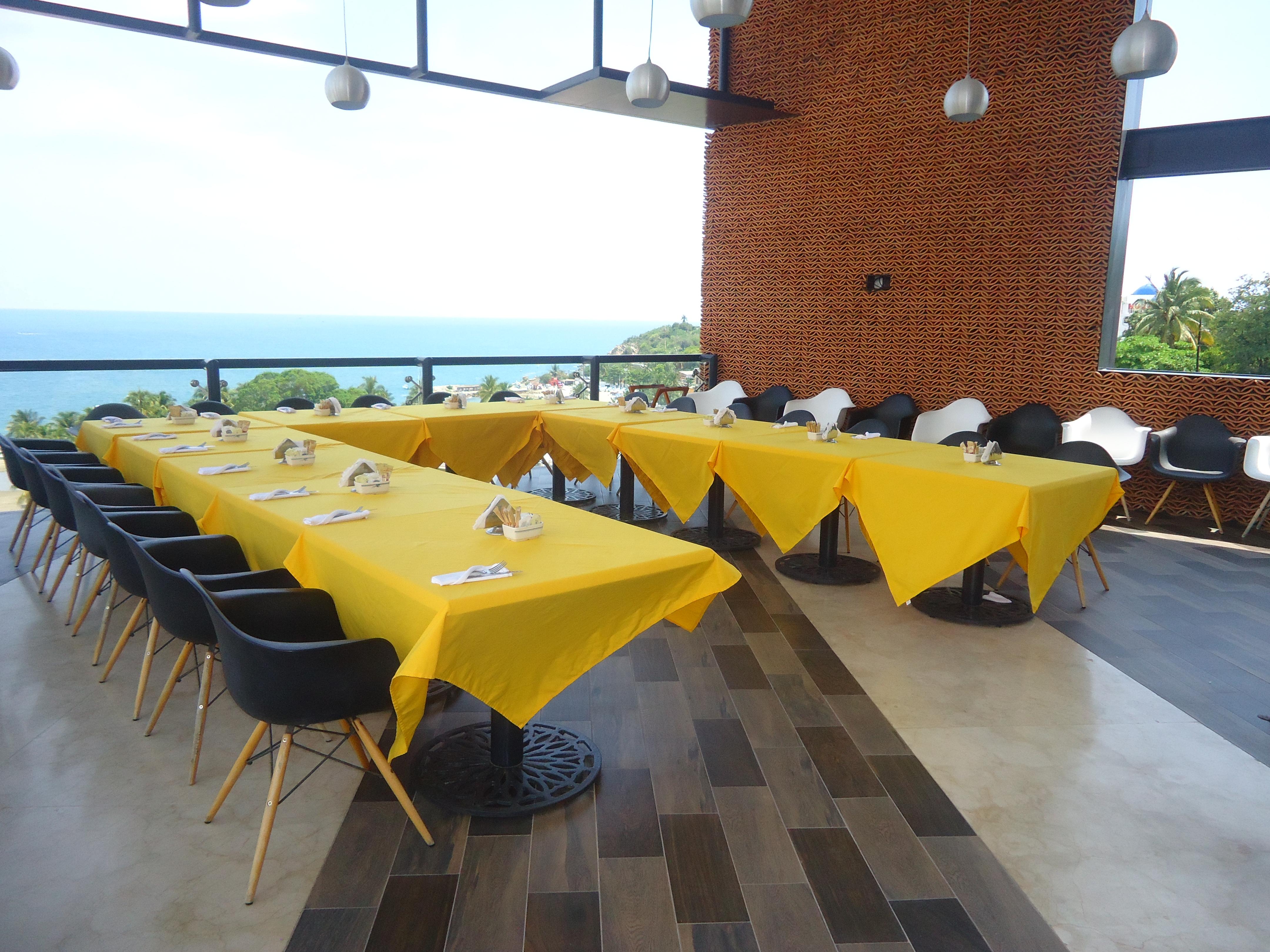 פוארטו אסקונדידו Hotel Caracol Plaza מראה חיצוני תמונה