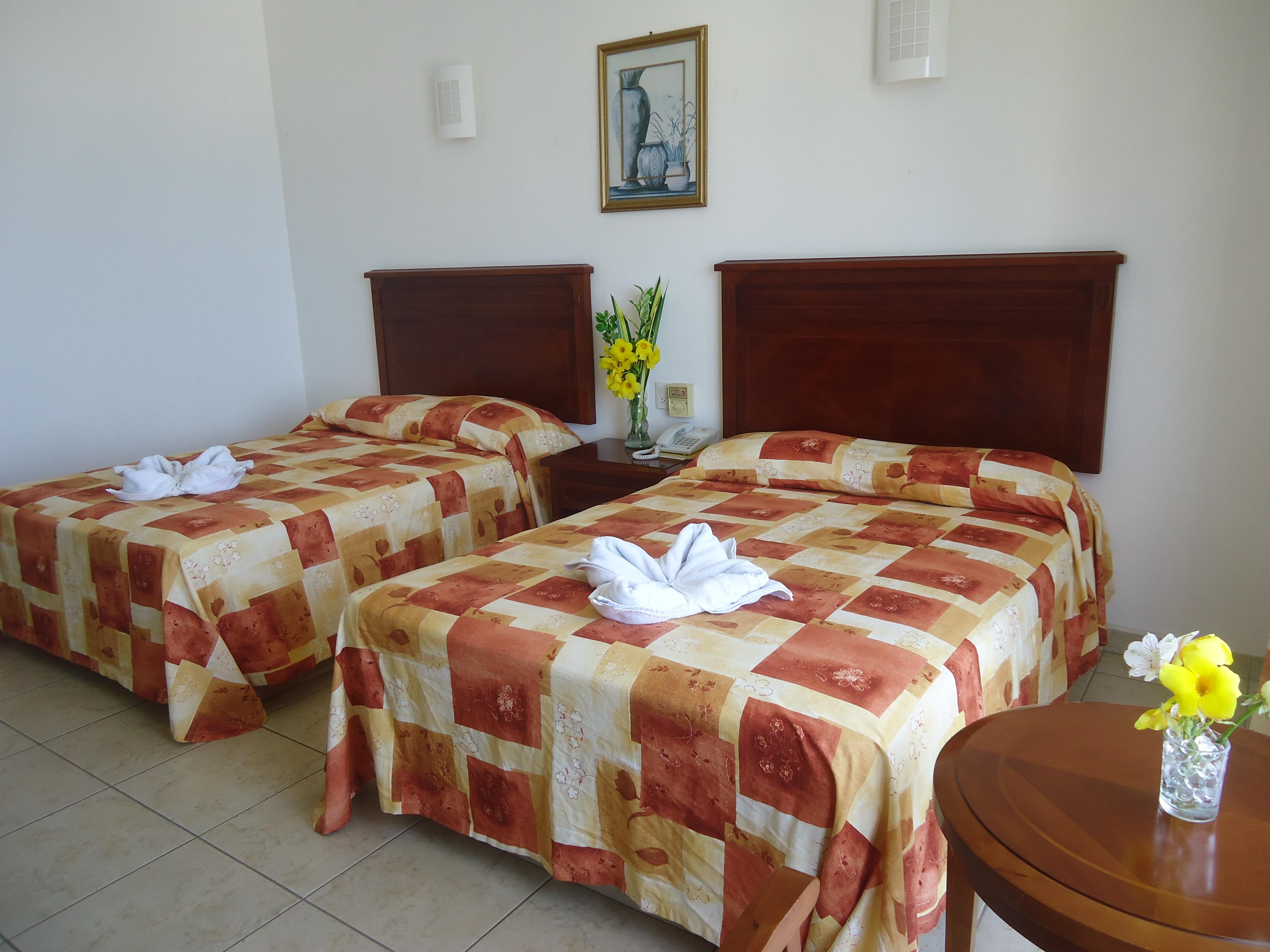 פוארטו אסקונדידו Hotel Caracol Plaza מראה חיצוני תמונה
