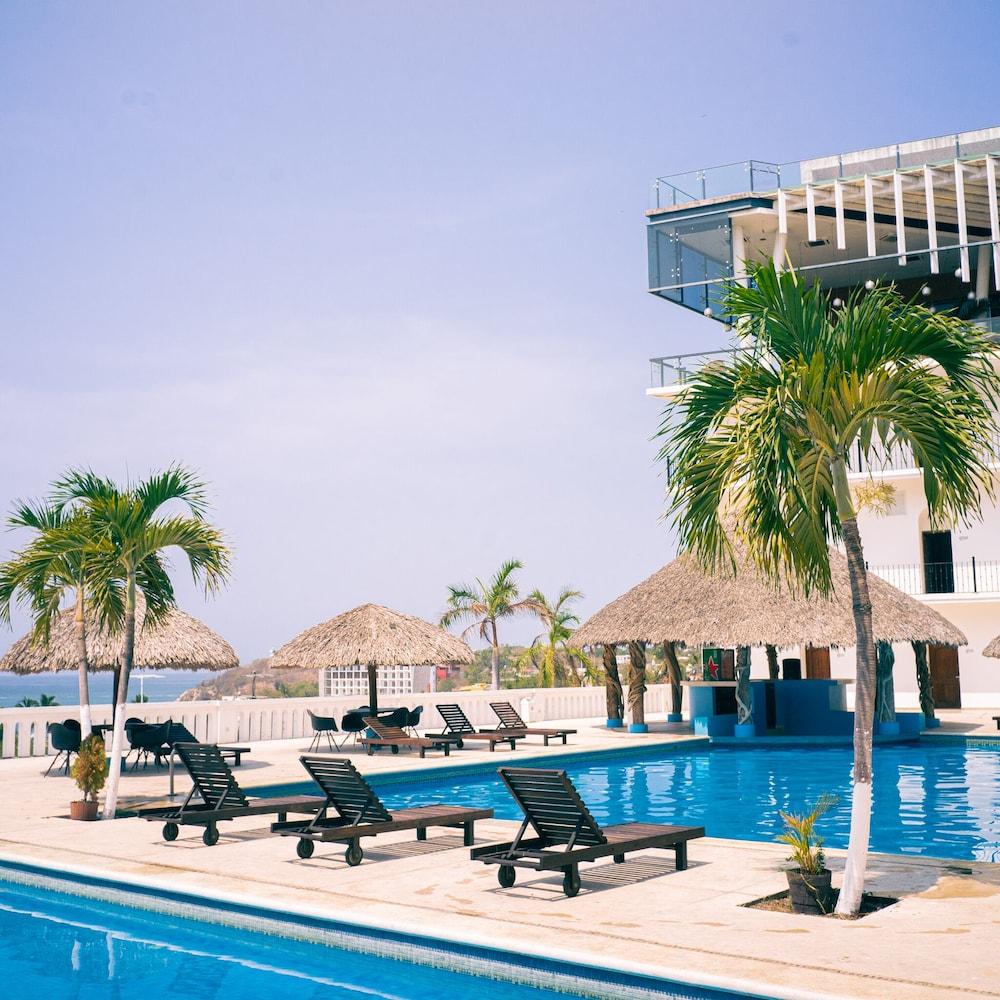 פוארטו אסקונדידו Hotel Caracol Plaza מראה חיצוני תמונה